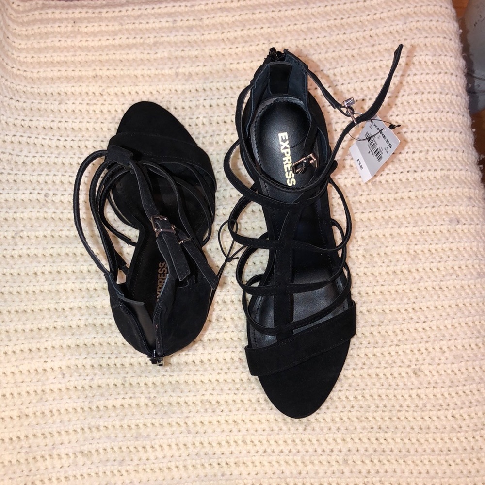 Black express heels